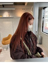 【内田　大樹】オレンジベージュ ブリーチ/学割/イヤリングカラー/ハイトーン/インナーカラー/ウルフカット