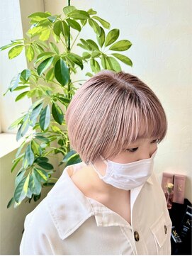 エッセンス(essence) ミルクティーショート。