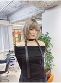 ミルクティーベージュ/ウルフカット/ミディアムウルフレイヤー