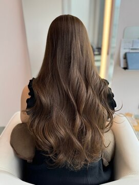 アナ ラーナ(Anna Lanna) ナチュールブラウンと美髪矯正【奥村北斗】