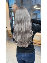 天神美容室&nbsp;ダブルカラー／レイヤーカット／ハイトーン