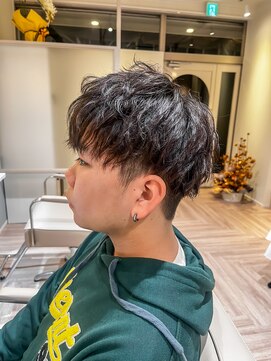 シップス(ships) 波巻きツイストスパイラルパーマ