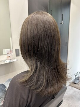 アルター(aL ter) 【オリーブグレージュ】くびれヘア/アプリコットオレンジ／中島