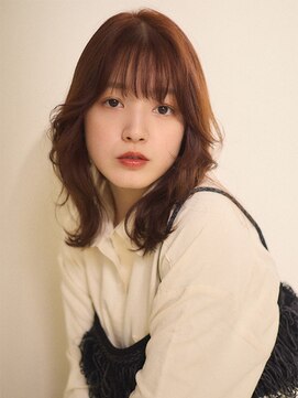 ビィシャイン 小野店 大人かわいいくびれミディ