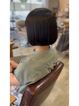 リープリング(Liebling) 「バッサリボブ」で新しい自分に出会う