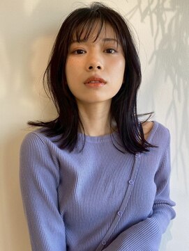 セミロング アッシュブラウン 前髪カット 髪質改善 20代 艶髪