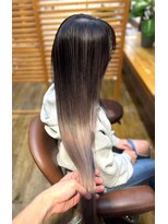 桃の木 ヘアー(桃の木 hair)&nbsp;艶々ベージュグレイグラデーションカラー