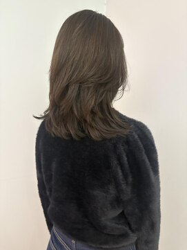 フェメ 立川(PHEME) 【レイヤーカット×赤みなしカラー】