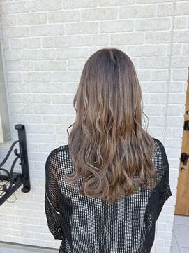 ムーナ(Muwna) ロングスタイル