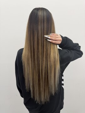 ロサ ファイブヘアー(Rosa..5Hair) 地毛を活かしたオシャンなバレイヤージュ風スタイル！