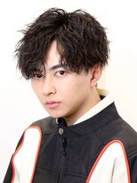 ルーシー 名古屋栄(LUCEY)&nbsp;センターパートニュアンスパーマフェザーパーマ波巻きパーマ