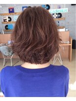 ハイヴ ヘアライン(Hi-ve hairline) ショートボブウエーブスタイル