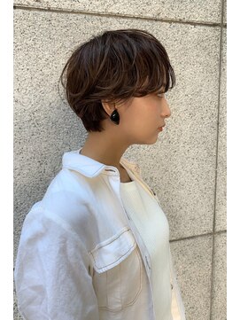 ヌイ 横浜(nui) ゆるふわパーママニッシュショート_くびれヘアアプリコット