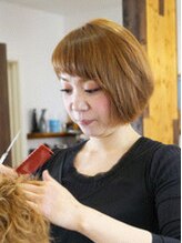 ジェーワンヘア(J one hair) 深堀 知佳