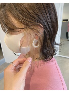 スリー(three.) 【three./スリー】外ハネミニボブ［北浜/淀屋橋]