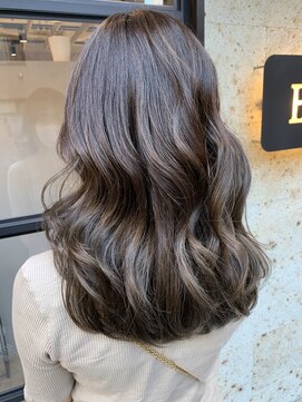 エイト 上野店(EIGHT ueno) ニュアンスハイライトでワントーン明るめカラー