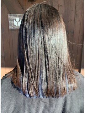 ポルト(porto produced by teatro hair salon) ツヤ髪インナーカラー