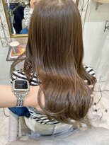 ナビバイケンジ(NaVI by KENJE)&nbsp;ブリーチなしまろやかベージュカラー