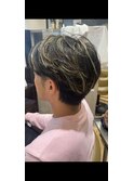 毛流れパーマにメッシュ