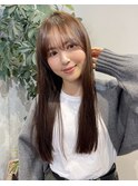シースルーバング　ナチュラルストレートスタイル