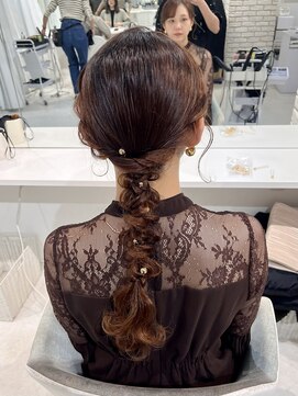 ディティカ ルーク(Dityca luk) イマドキ感編み下ろし