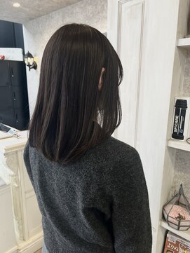 キャアリー(Caary) 福山美容室caary 内巻き顔まわりレイヤー透明感切りっぱなし20代