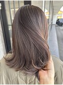 春におすすめくすみオリーブベージュ