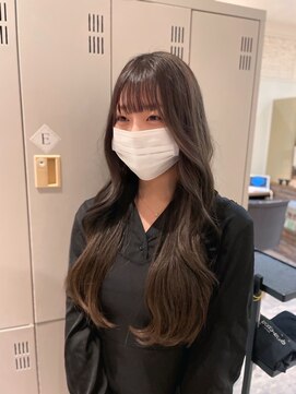 ヘアメイク シュシュ(Hair make chou chou) レイヤーロング　韓国レイヤー　お顔周りカット　前髪カット