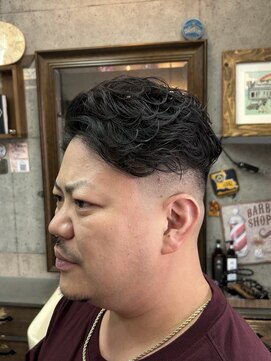 アールズ ヘア(R's hair) MEN’S HAIR/ブルーブラック/フェザーパーマ/ 印西　印西市