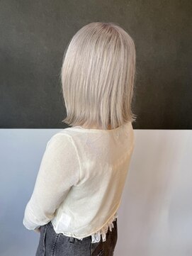 ニューヨークニューヨーク 海老江店(NYNY) ホワイトベージュ/ボブ/レイヤー/10代20代