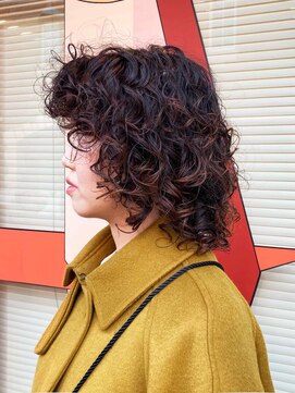 トオ(TOH) ボブマッシュパーマくるくるパーマハードパーマウルフパーマ