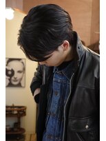 エディ(Edy)&nbsp;メンズセンターパートニュアンスパーマ刈り上げ眉毛カット岡山