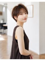 バグズ ヘアデザイン 桔梗が丘店(Baguz HAIR DESIGN)&nbsp;大人丸みショート×シースルーバング×耳掛けショートボブ