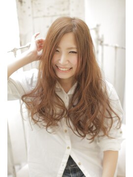 フレア・イデア(flare-想-) ドライな感じなナチュラルウェーブ♪