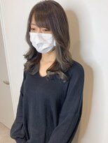 ナンバー(number+)&nbsp;大人可愛い小顔インナーカラーグレージュ立体感ひし形