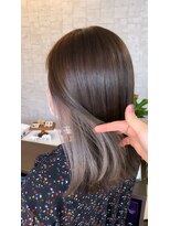 オーシャンシェリー(Ocean Sherry)&nbsp;グレージュのイヤリングカラー