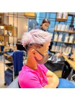 ディグニフ(DIGNIF)&nbsp;ホワイトピンク×ジェットモヒカン×バリアート×フェードカット