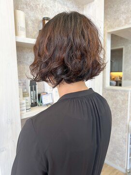 キャアリー(Caary) 福山市美容室Caary人気 切りっぱなしボブくるっとパーマスタイル