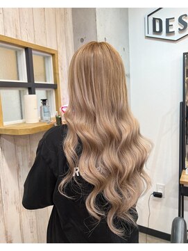 デスト 大宮(DEST) ペールベージュ