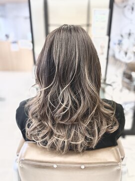 レリンク バイ コッミナム(LeLink by COMiNUM) 大人っぽいグラデーションカラー