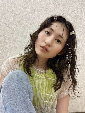 リスタバイスニップ(Lista by snip) 顔周りレイヤー/セミロング/ゆるパーマ/暗髪/中崎町