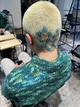 ヒカリスヘアー 吹田店 坊主アート