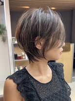 ラフ 立川(Laff)&nbsp;ショートヘアショートボブ白髪ぼかしハイライトカラーボブ