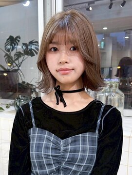 マルケ ドゥ マッシュ(MaruQuee de mashu) 透明感カラー/大阪梅田/レイヤーカット/ブリーチ/ダブルカラー