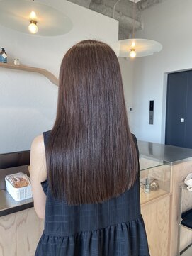 キチ(kici) ツヤ感グレージュ