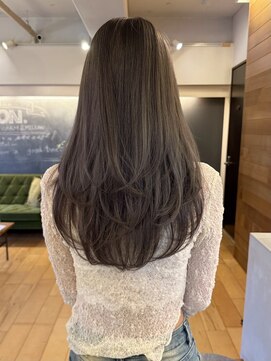 ヘア プロデュース キュオン(hair produce CUEON.) ロングレイヤー×グレージュ