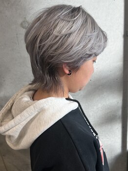 この季節を最大限楽しめる、透明感抜群カラー☆お値段もリーズナブルで通いやすいのも人気の秘密♪