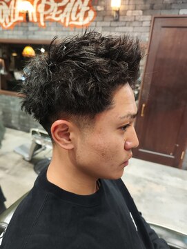 ツイストパーマ/ピンパーマ/テーパーフェード/スパイキー