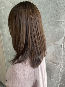 ジーナ 姪浜(Zina) レイヤーカット＊柔からベージュ【zina姪浜】