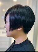 大人のグラデーションボブ ショートボブ 黒髪 艶髪